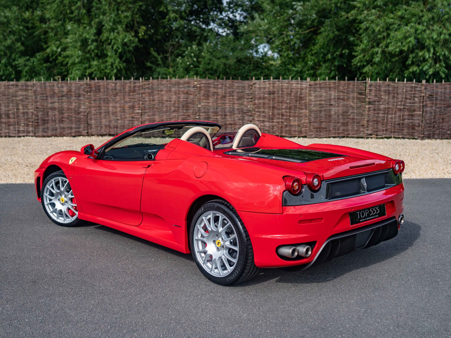 Rear three-quarter of the F430 Spider